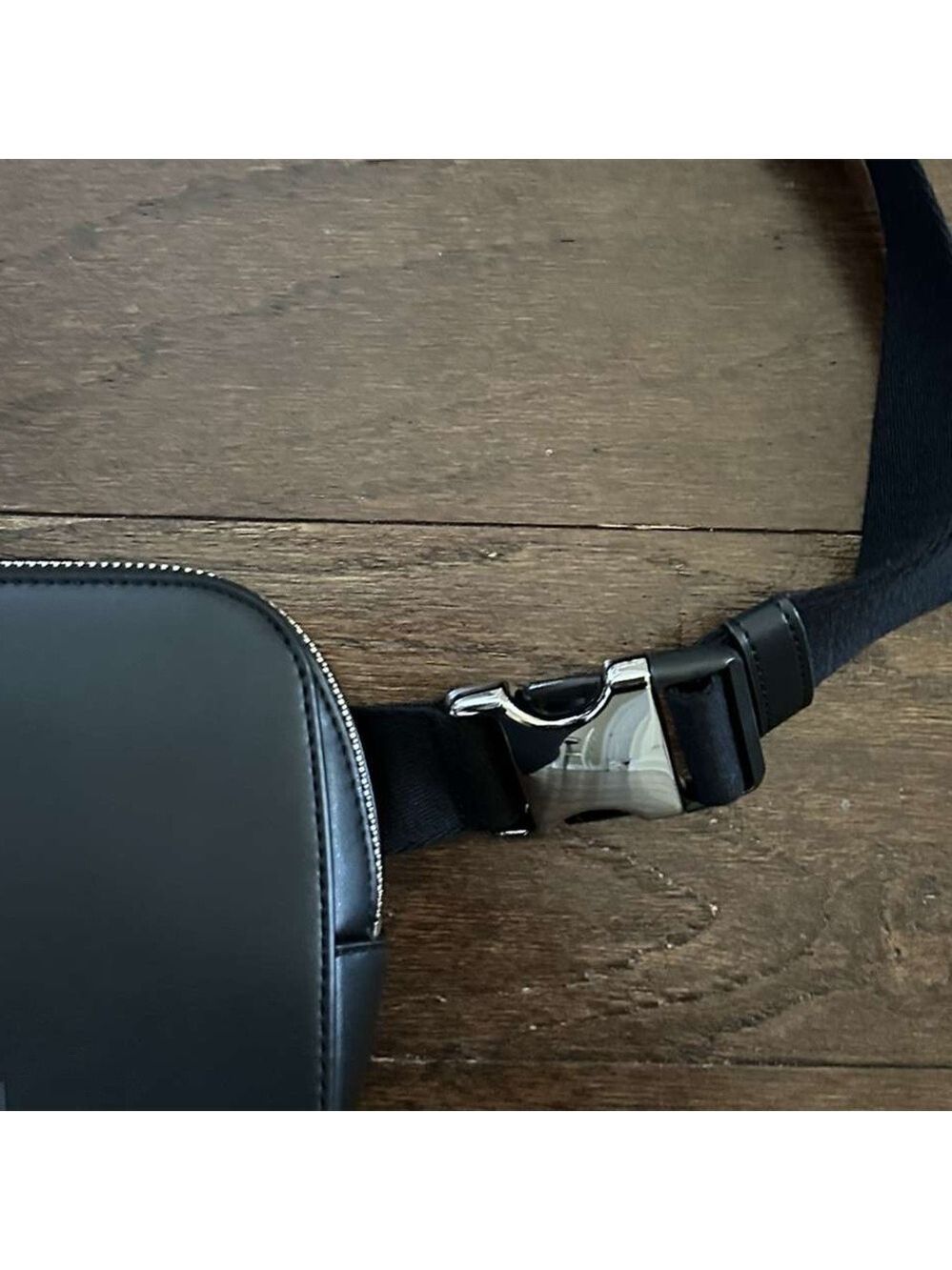Lululemon-Everywhere belt bag- Black Cactus leather-1L-NWT - Picture 6 of 14
